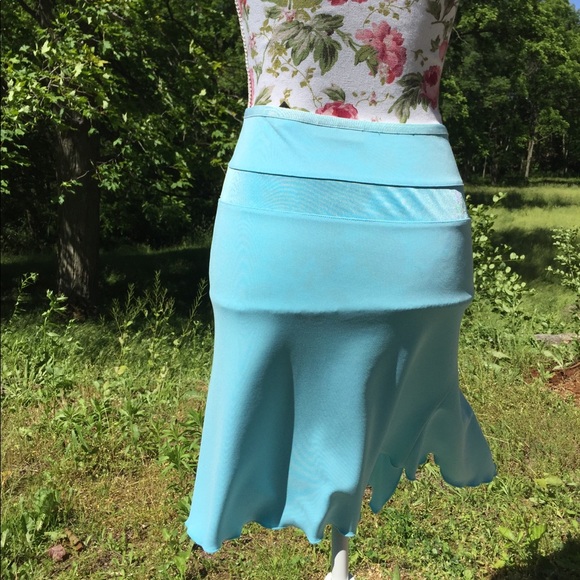 🎀 Express skirt, Size XS 🎀 - Picture 3 of 6